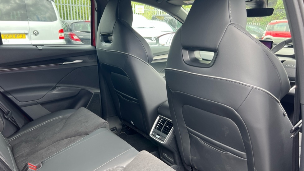 Used Skoda Enyaq 2025 for sale - 76868837: Photo 46