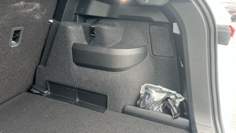 Used Skoda Karoq 2025 for sale - 76871324: Photo 32