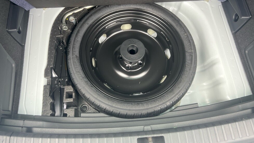 Used Skoda Karoq 2025 for sale - 76871324: Photo 34