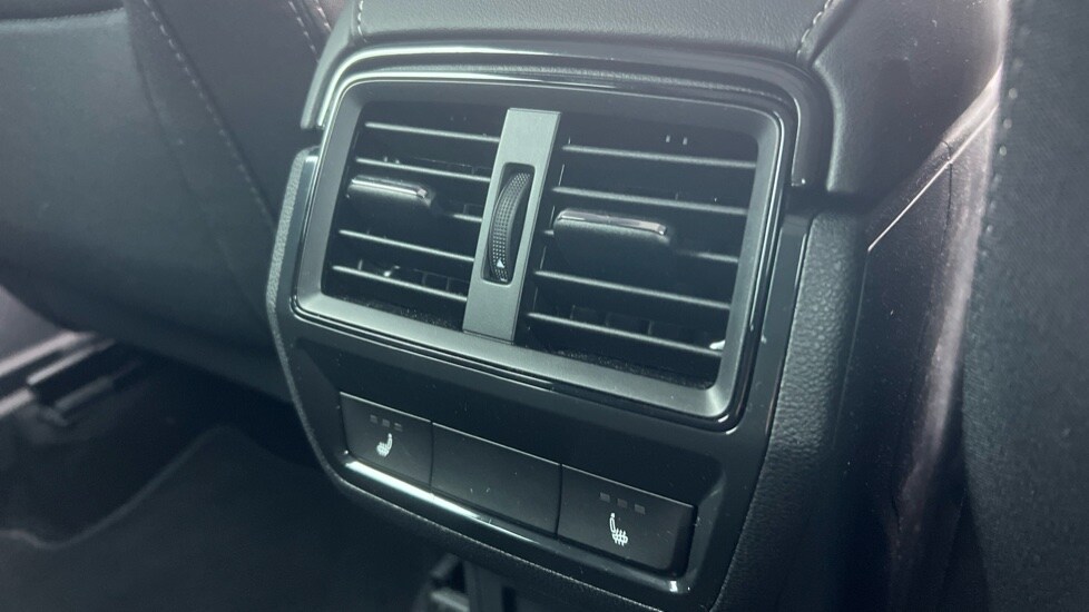 Used Skoda Karoq 2025 for sale - 76871324: Photo 47