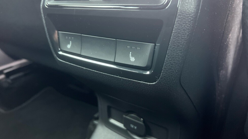 Used Skoda Karoq 2025 for sale - 76871324: Photo 48