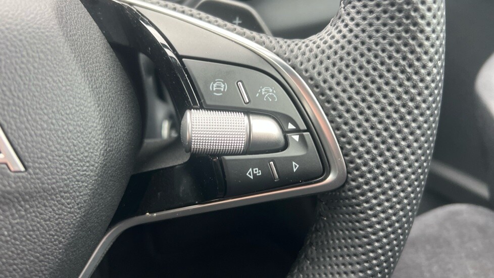 Used Skoda Karoq 2025 for sale - 76871324: Photo 60