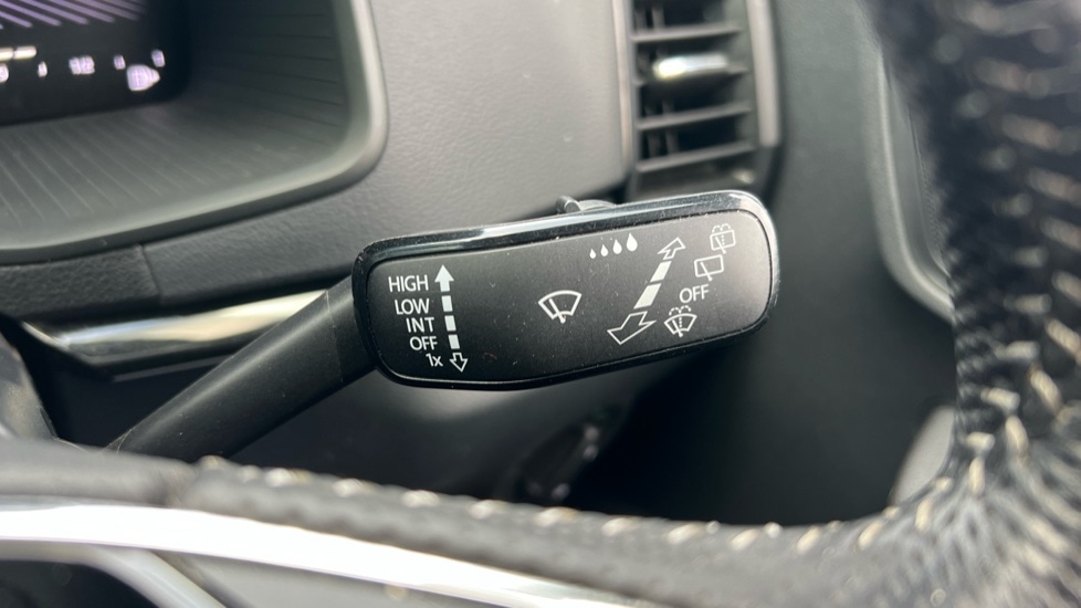 Used Skoda Karoq 2023 for sale - 76731521: Photo 46