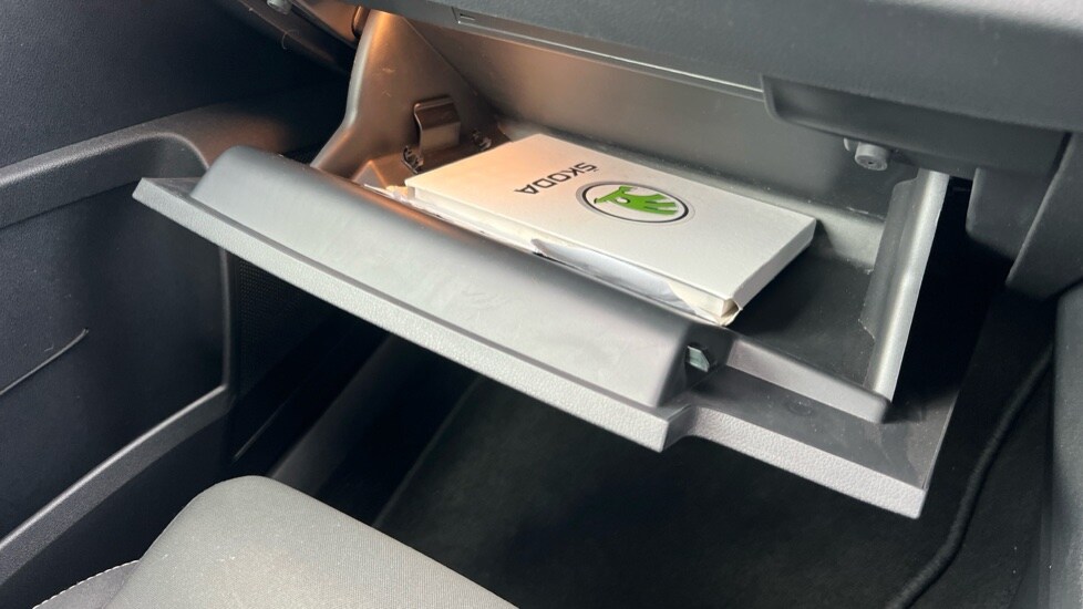 Used Skoda Karoq 2023 for sale - 76731521: Photo 53