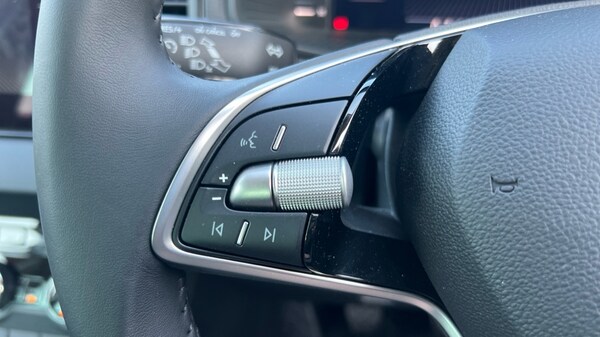 Used Skoda Karoq 2025 for sale - 75471831: Photo 35