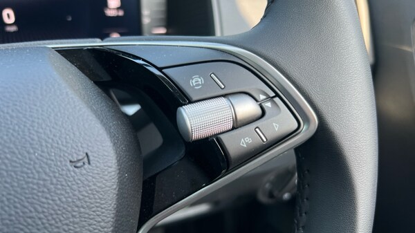 Used Skoda Karoq 2025 for sale - 75471831: Photo 37