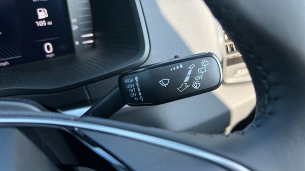 Used Skoda Karoq 2025 for sale - 75471831: Photo 38