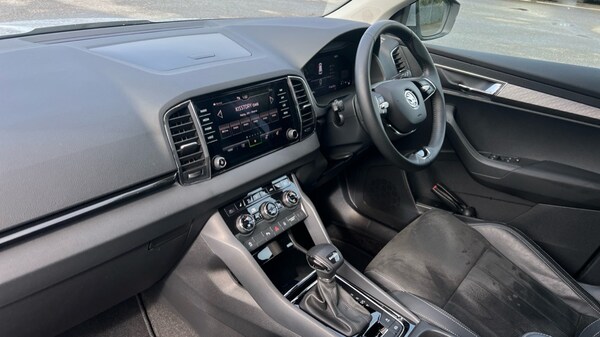 Used Skoda Karoq 2022 for sale - 76112408: Photo 2