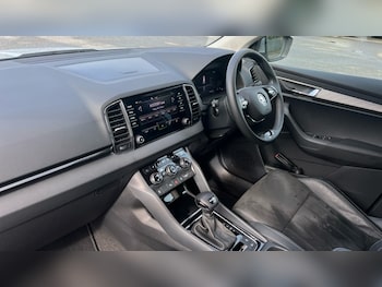 Used Skoda Karoq 2022 for sale - 76112408: Photo 2