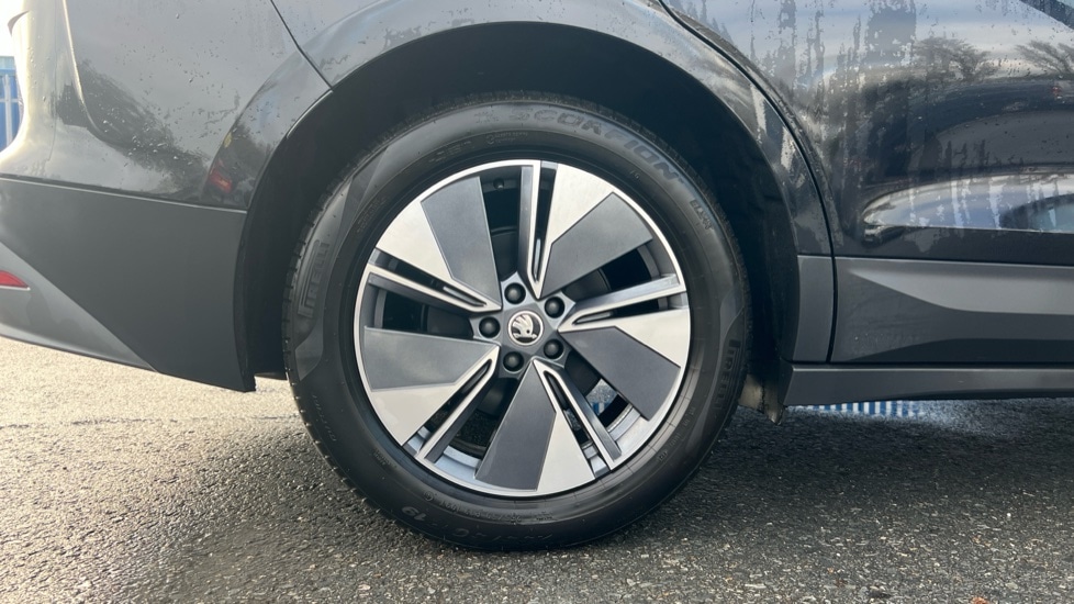 Used Skoda Enyaq 2025 for sale - 76544446: Photo 5