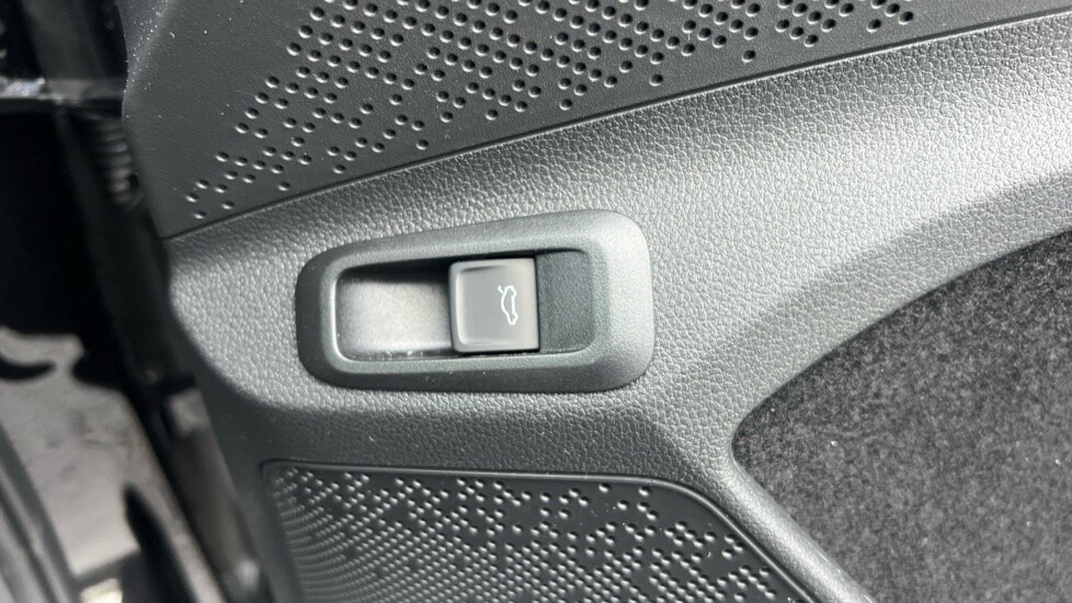 Used Skoda Enyaq 2025 for sale - 76544446: Photo 63