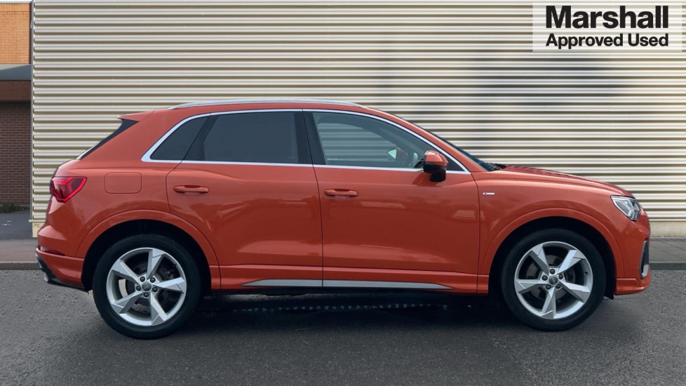 Used Audi Q3 2019 for sale - 76750088: Photo 2
