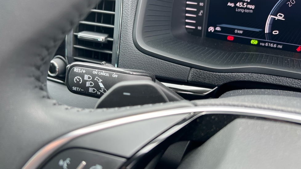 Used Skoda Karoq 2025 for sale - 76870739: Photo 33