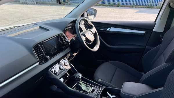 Used Skoda Karoq 2024 for sale - 75471969: Photo 2
