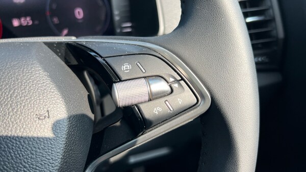 Used Skoda Karoq 2024 for sale - 75471969: Photo 31