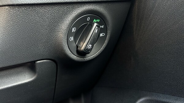 Used Skoda Karoq 2024 for sale - 75471969: Photo 36