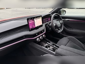 Used Skoda Superb 2025 for sale - 76191147: Photo