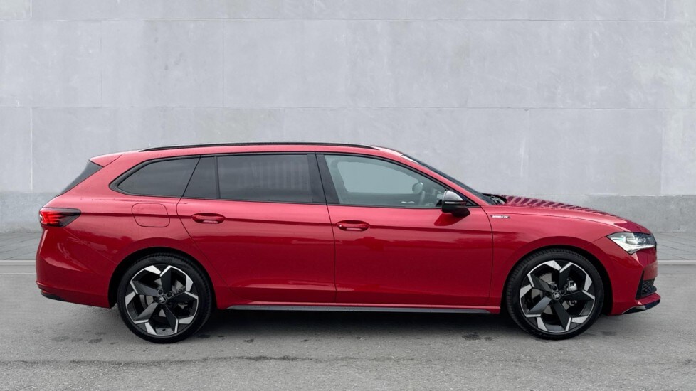 Used Skoda Superb 2025 for sale - 76191147: Photo 4