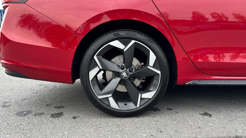 Used Skoda Superb 2025 for sale - 76191147: Photo 5