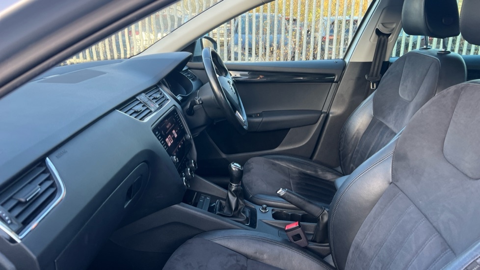 Used Skoda Octavia 2018 for sale - 77031432: Photo 23