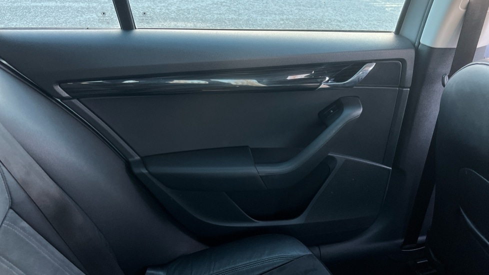 Used Skoda Octavia 2018 for sale - 77031432: Photo 40