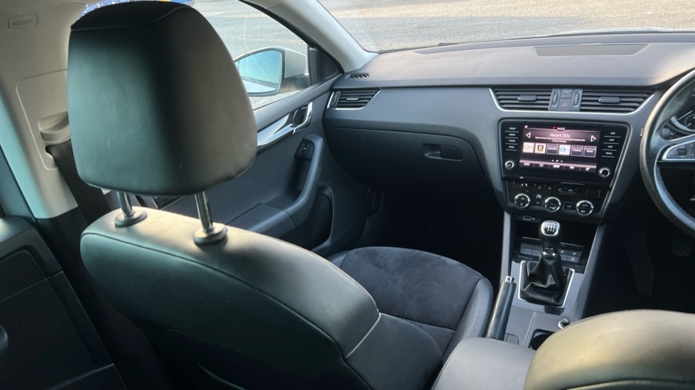 Used Skoda Octavia 2018 for sale - 77031432: Photo 46