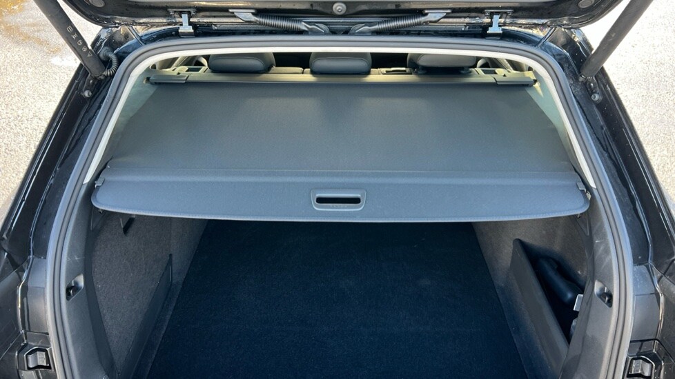 Used Skoda Superb 2025 for sale - 76875022: Photo 37