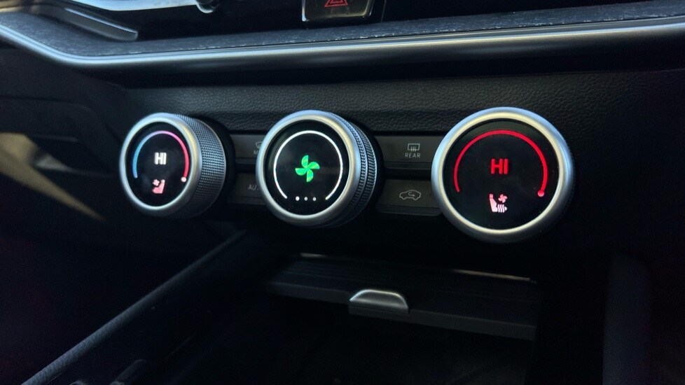 Used Skoda Superb 2025 for sale - 76875022: Photo 75