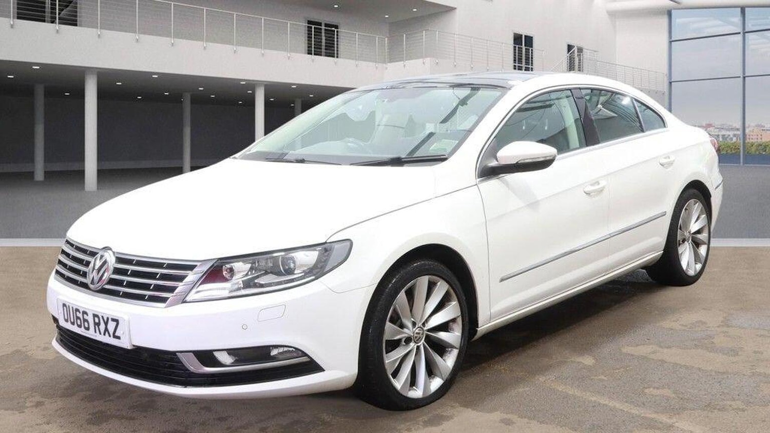 Used Volkswagen CC 2016 for sale - 77991726: Photo 2