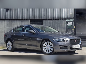 Used Jaguar XE 2018 for sale - 78815800: Photo