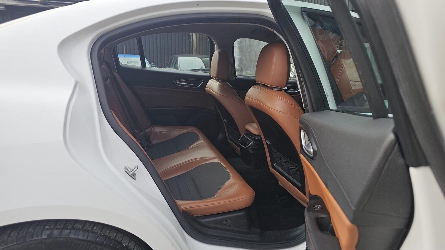 Used Alfa Romeo Giulia 2017 for sale - 77906428: Photo 18