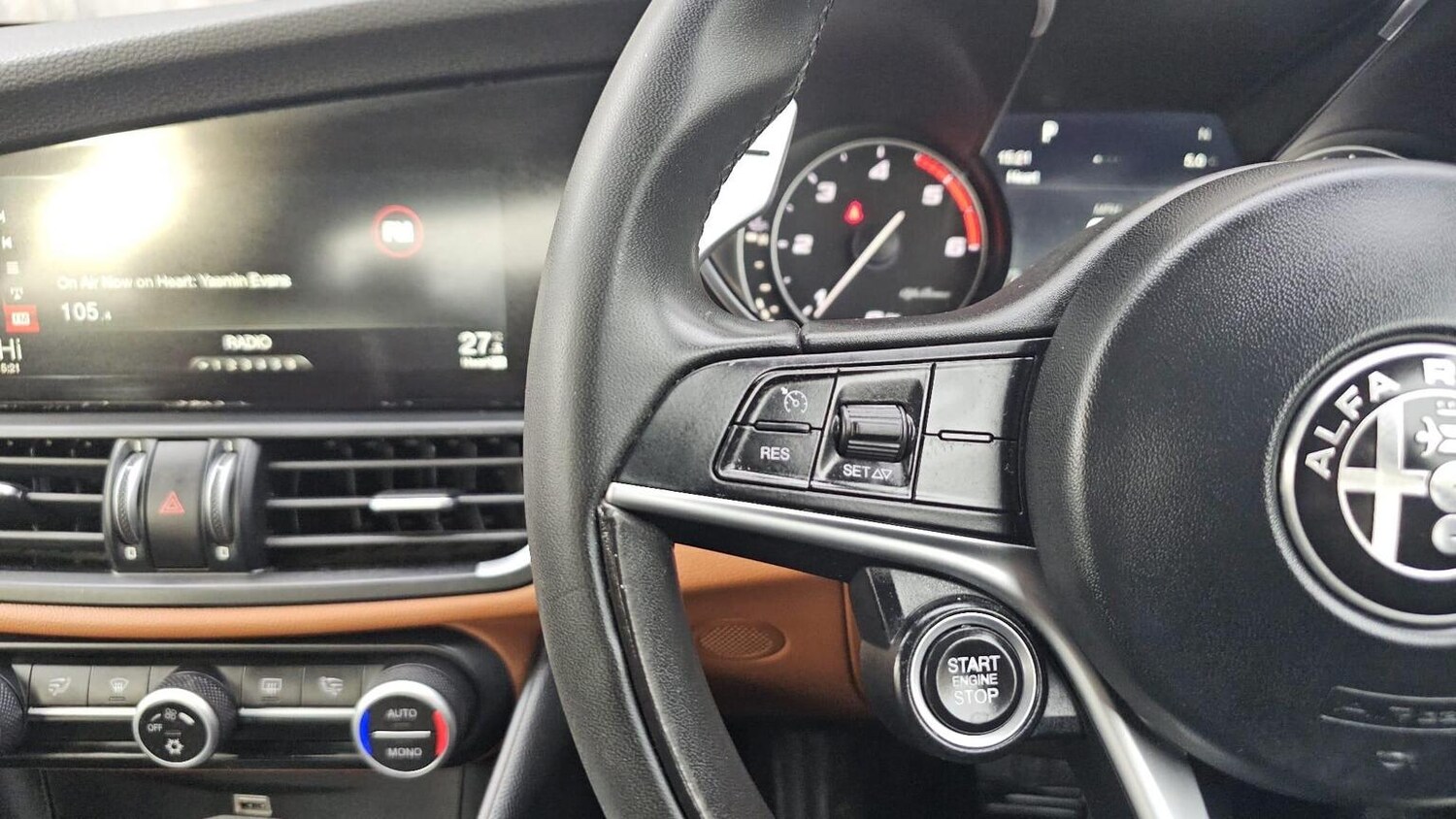 Used Alfa Romeo Giulia 2017 for sale - 77906428: Photo 24
