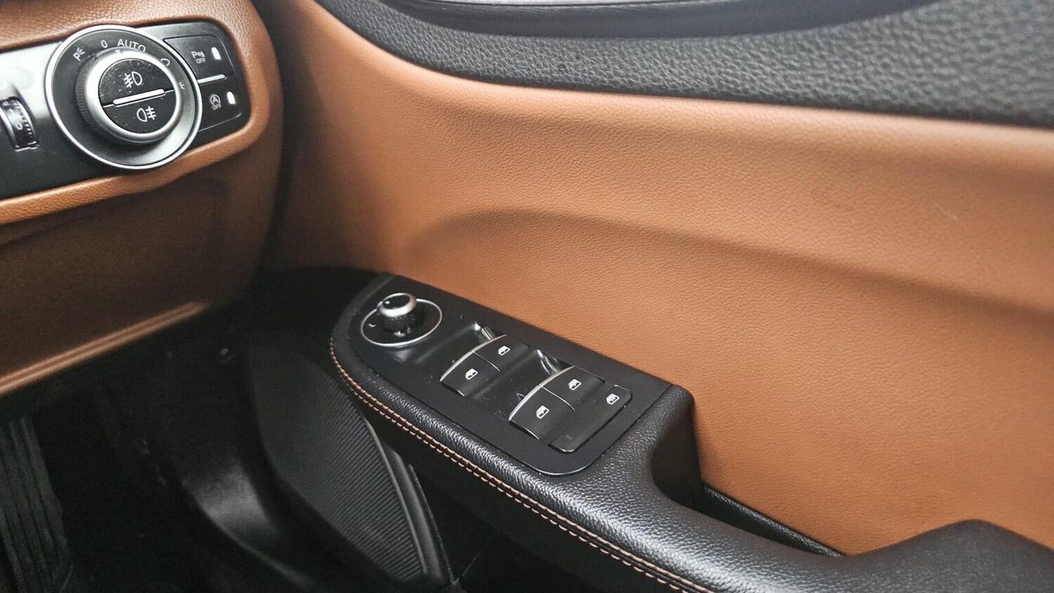 Used Alfa Romeo Giulia 2017 for sale - 77906428: Photo 26