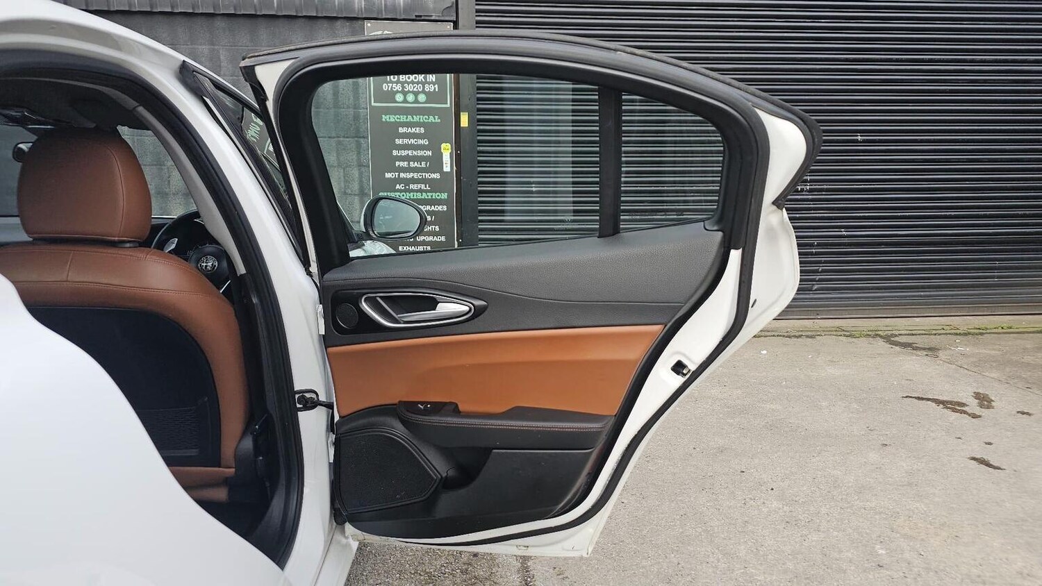 Used Alfa Romeo Giulia 2017 for sale - 77906428: Photo 30