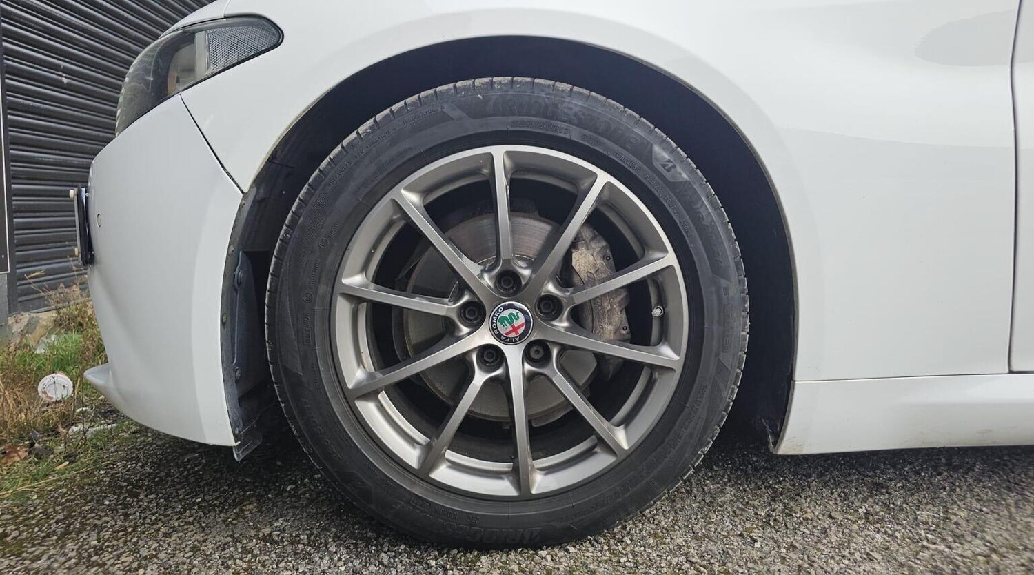 Used Alfa Romeo Giulia 2017 for sale - 77906428: Photo 32