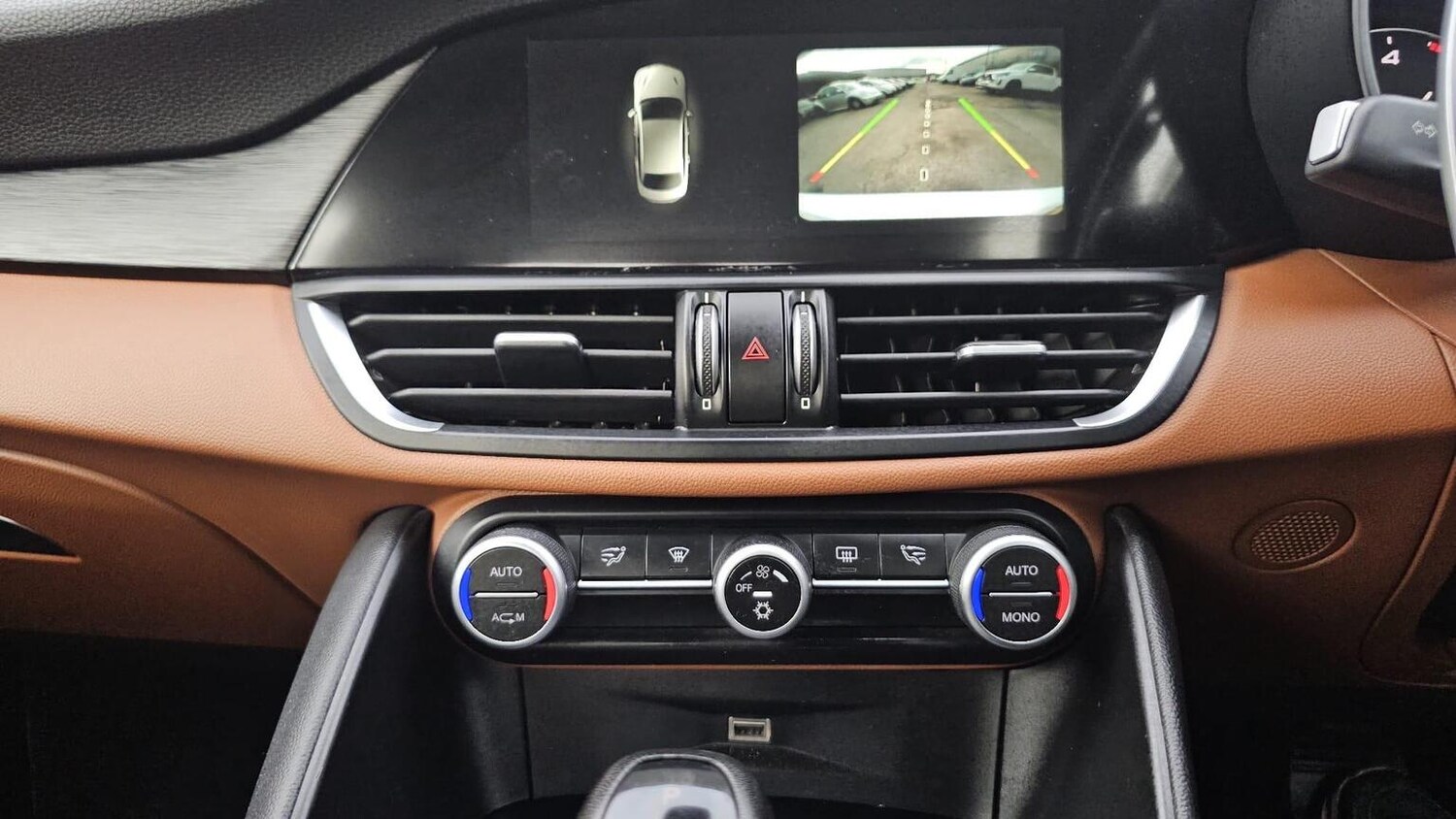 Used Alfa Romeo Giulia 2017 for sale - 77906428: Photo 35