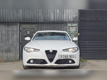 Used Alfa Romeo Giulia 2017 for sale - 77906428: Photo