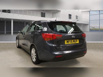 Used Kia Ceed 2015 for sale - 77906389: Photo