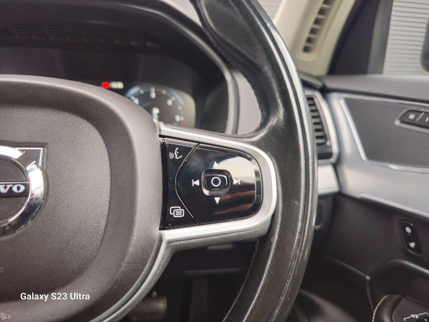 Used Volvo XC90 2018 for sale - 77906486: Photo 44