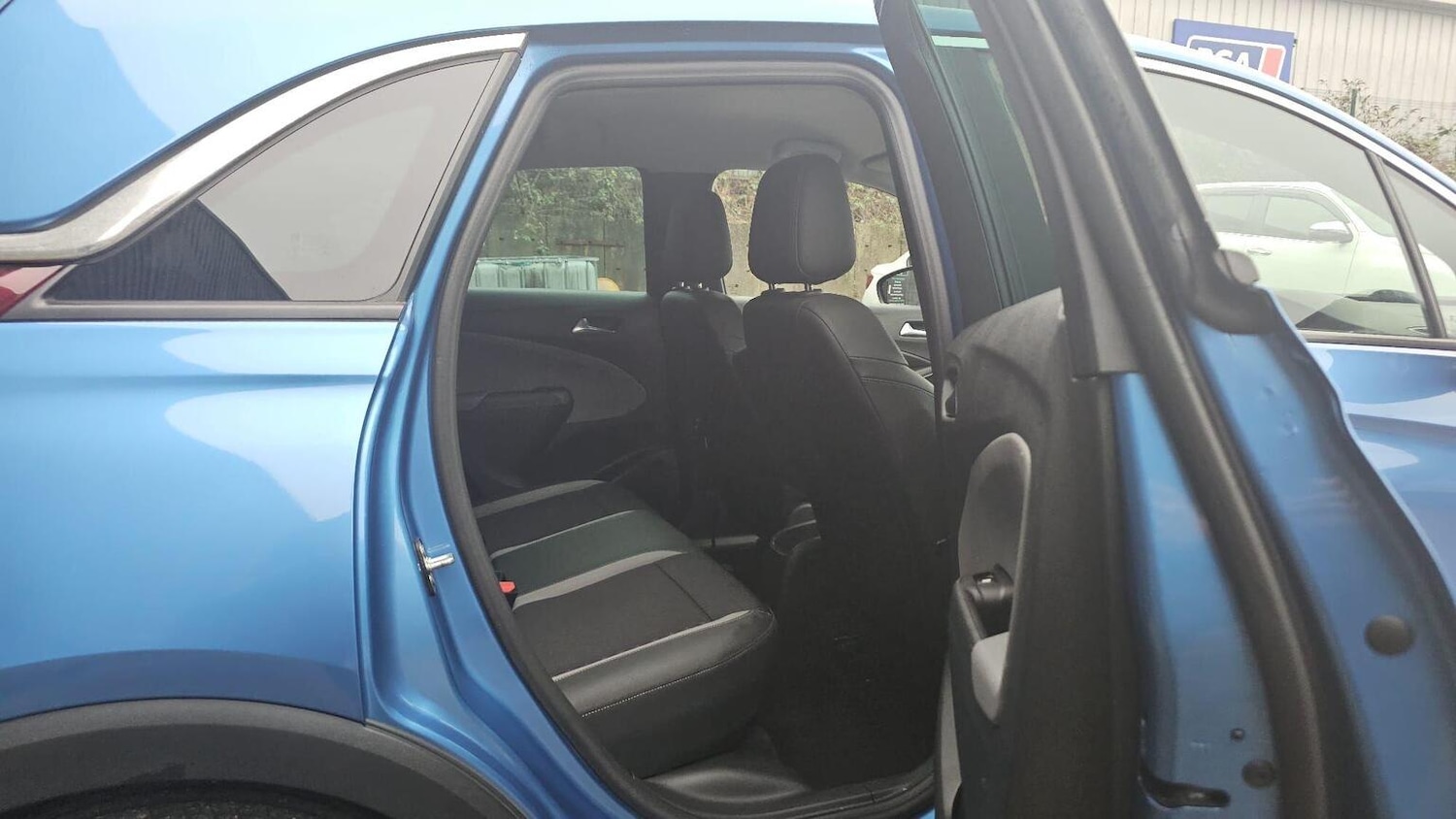 Used Vauxhall Crossland X 2019 for sale - 77921290: Photo 33