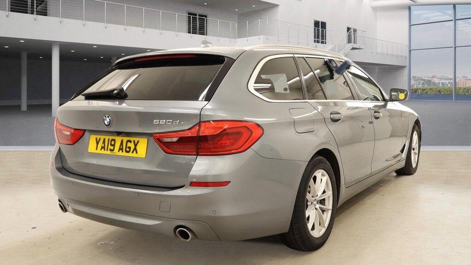 Used BMW 5 Series 2019 for sale - 77938231: Photo 10