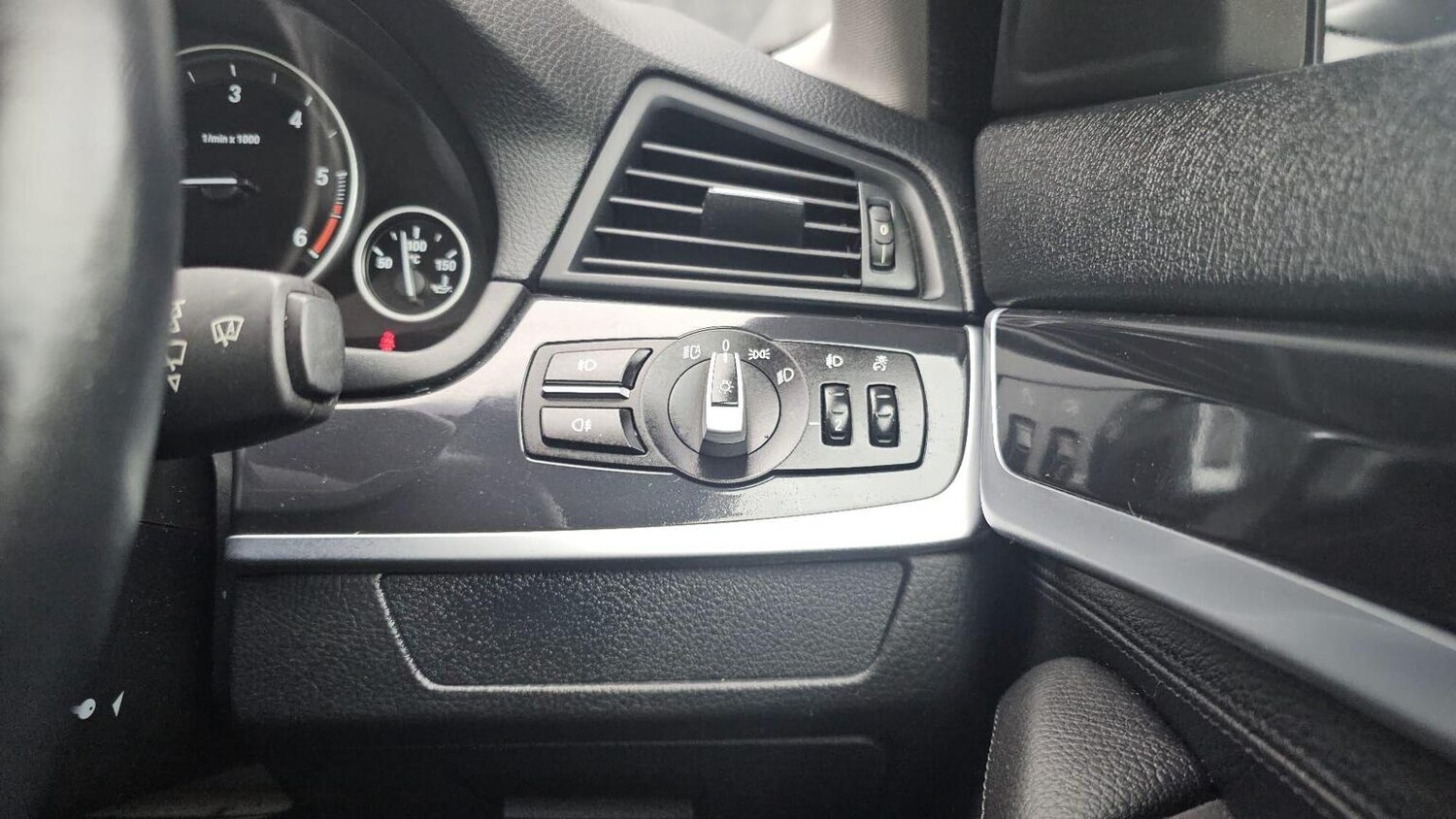 Used BMW 5 Series 2013 for sale - 77906403: Photo 30