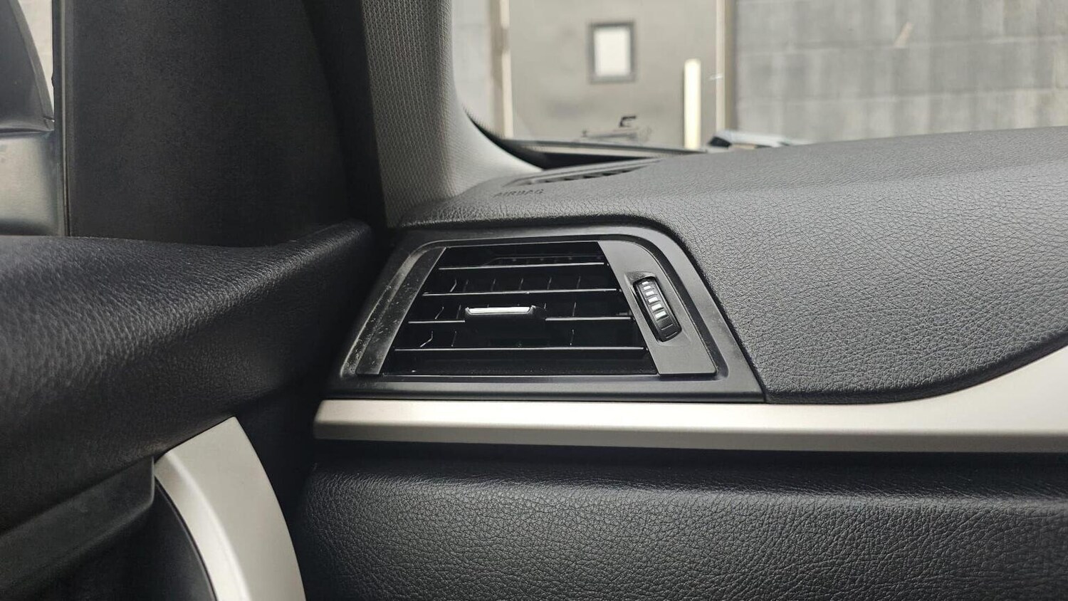 Used BMW 3 Series 2014 for sale - 77906469: Photo 27