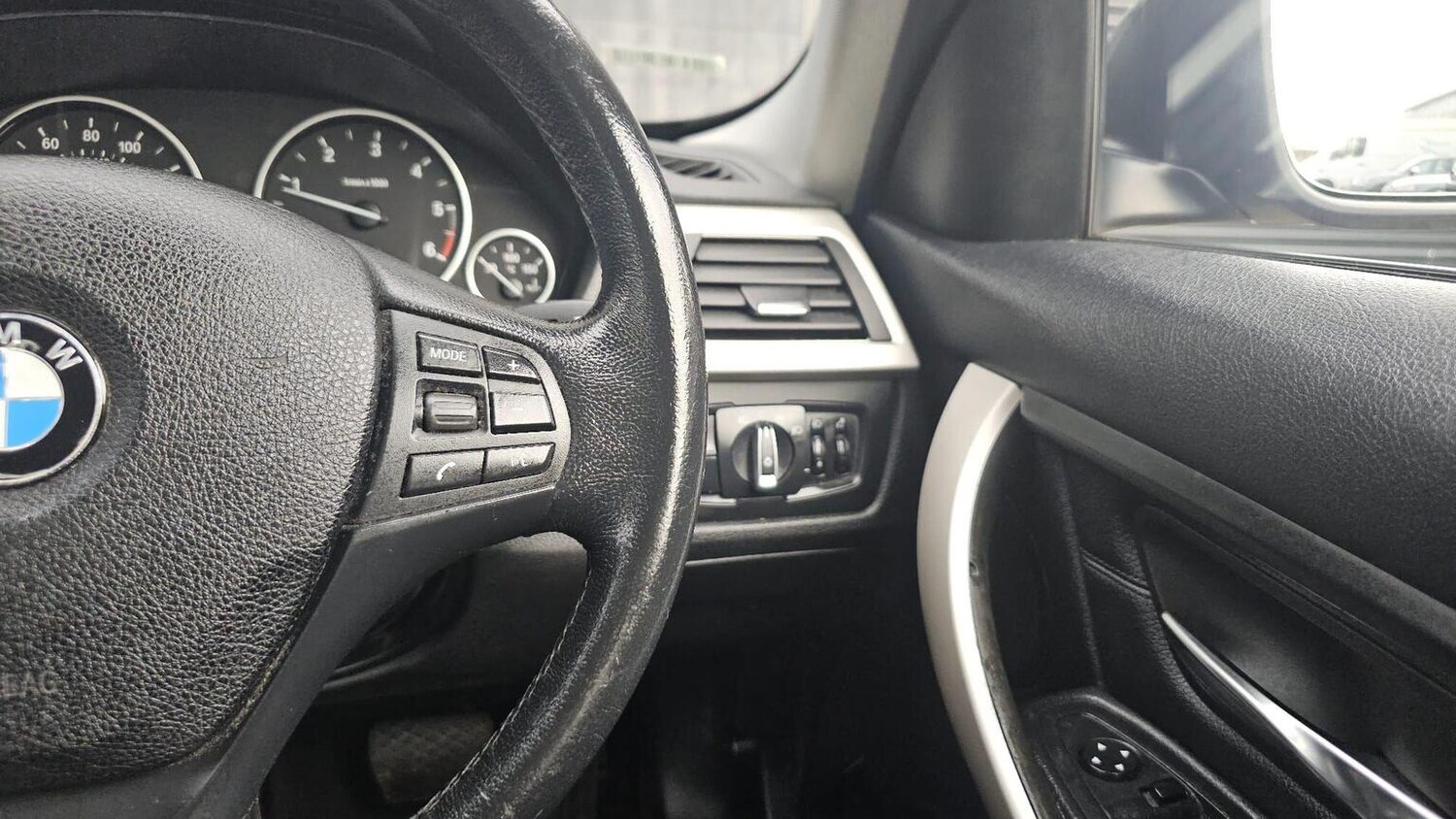 Used BMW 3 Series 2014 for sale - 77906469: Photo 53