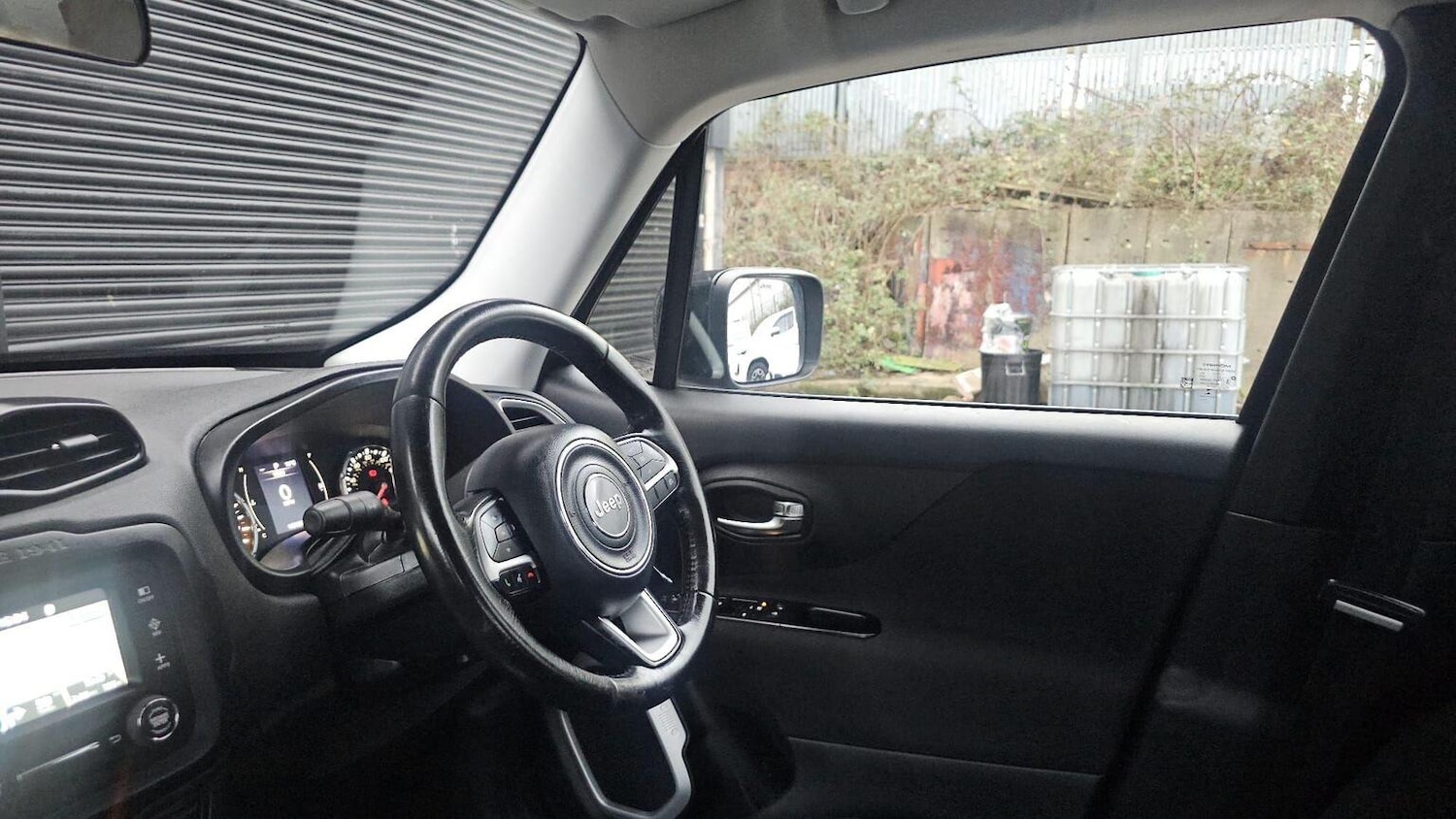 Used Jeep Renegade 2016 for sale - 77906454: Photo 15