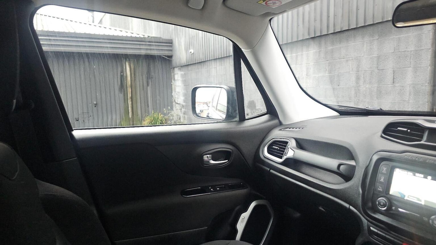 Used Jeep Renegade 2016 for sale - 77906454: Photo 16