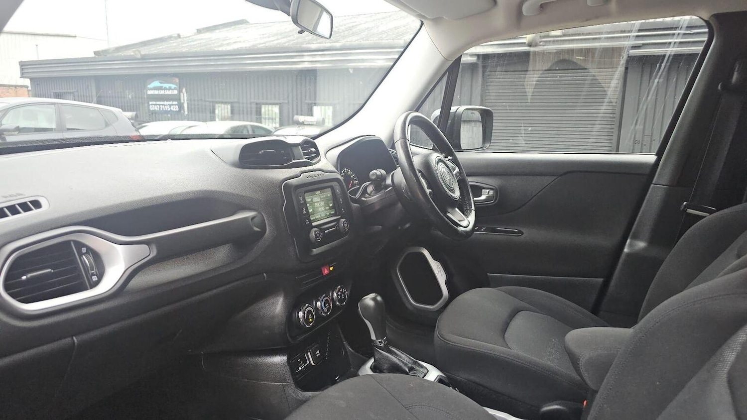 Used Jeep Renegade 2016 for sale - 77906454: Photo 20