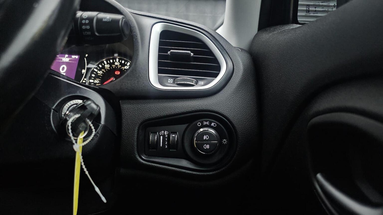 Used Jeep Renegade 2016 for sale - 77906454: Photo 34