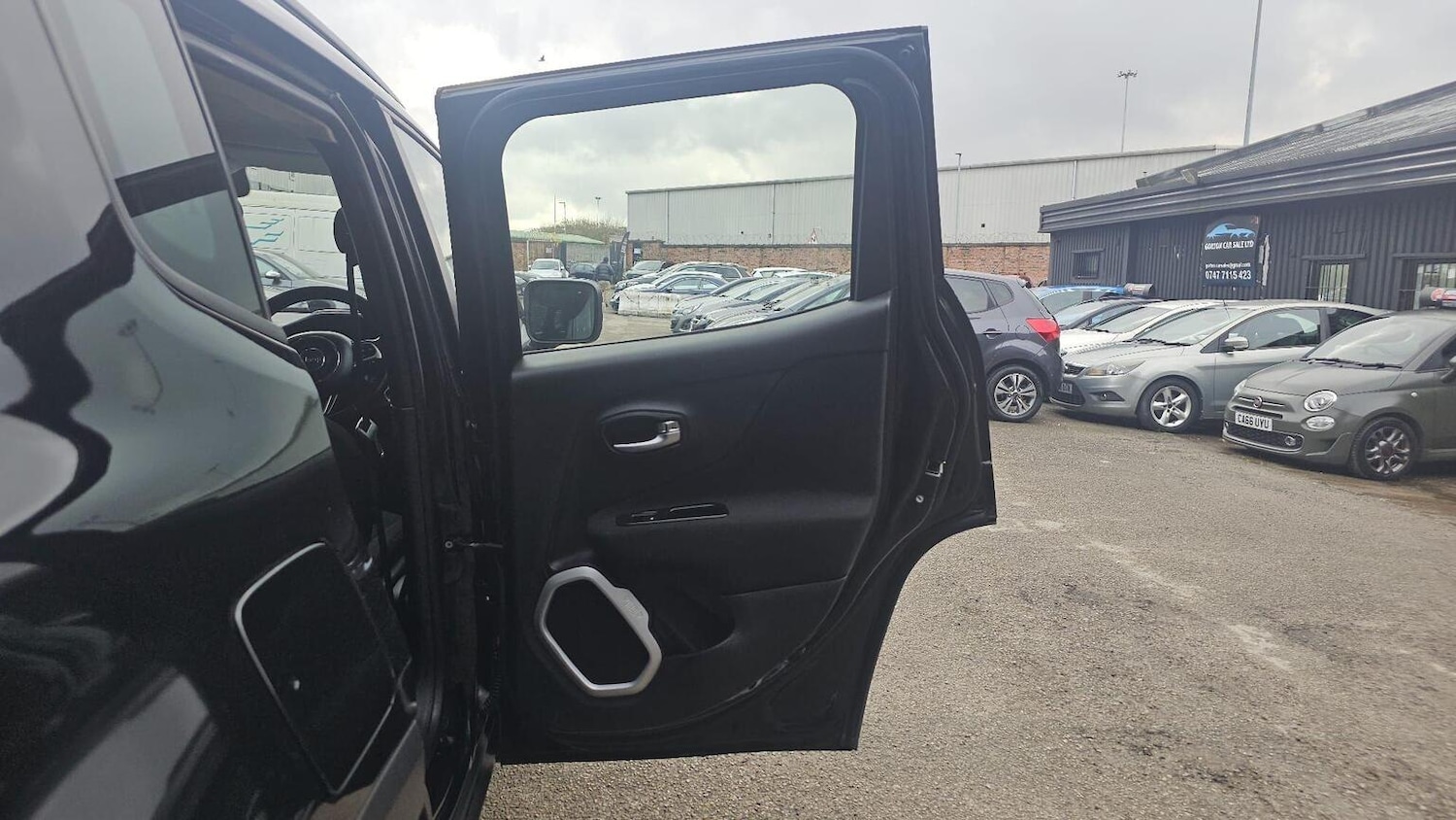 Used Jeep Renegade 2016 for sale - 77906454: Photo 39