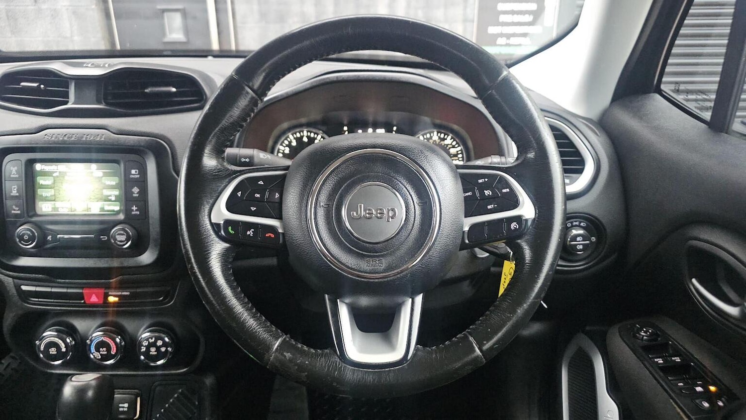 Used Jeep Renegade 2016 for sale - 77906454: Photo 52